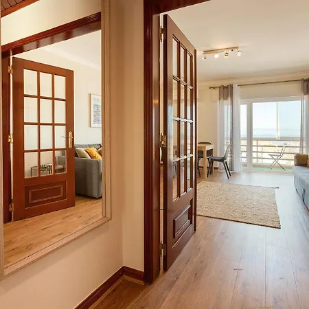 Ericeira Beach Apartment *