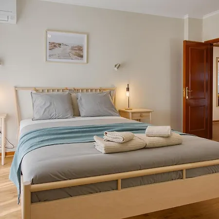 아파트 Ericeira Beach Apartment *